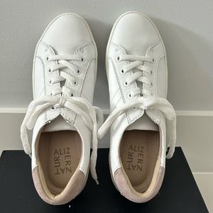 Naturalizer Leather Casual Sneaker